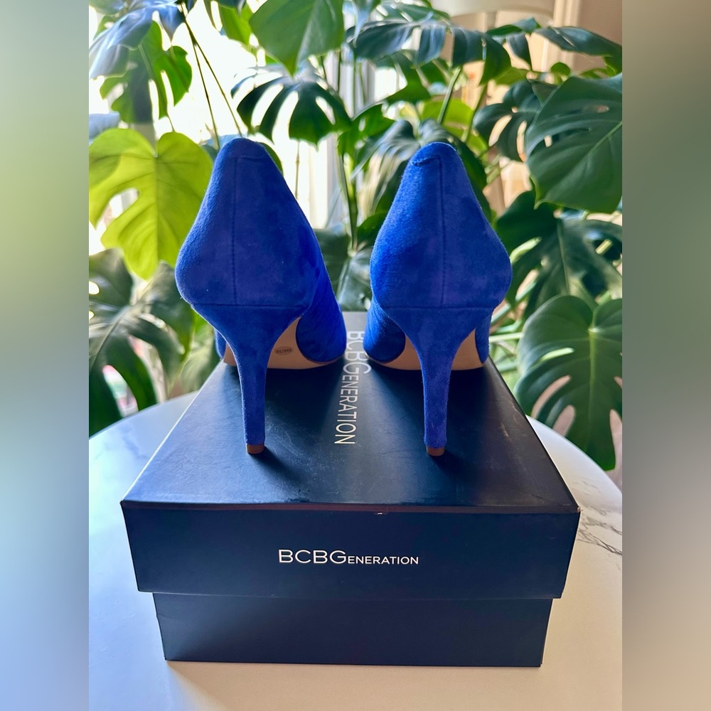 BCBG Gaminkha-x Blue Suede Heels - Picture 3 of 6